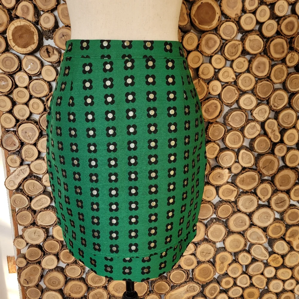 Anthropologie HD in Paris Garden Glimmer Christmas Green Tiered Flower Skirt - Picture 9 of 12